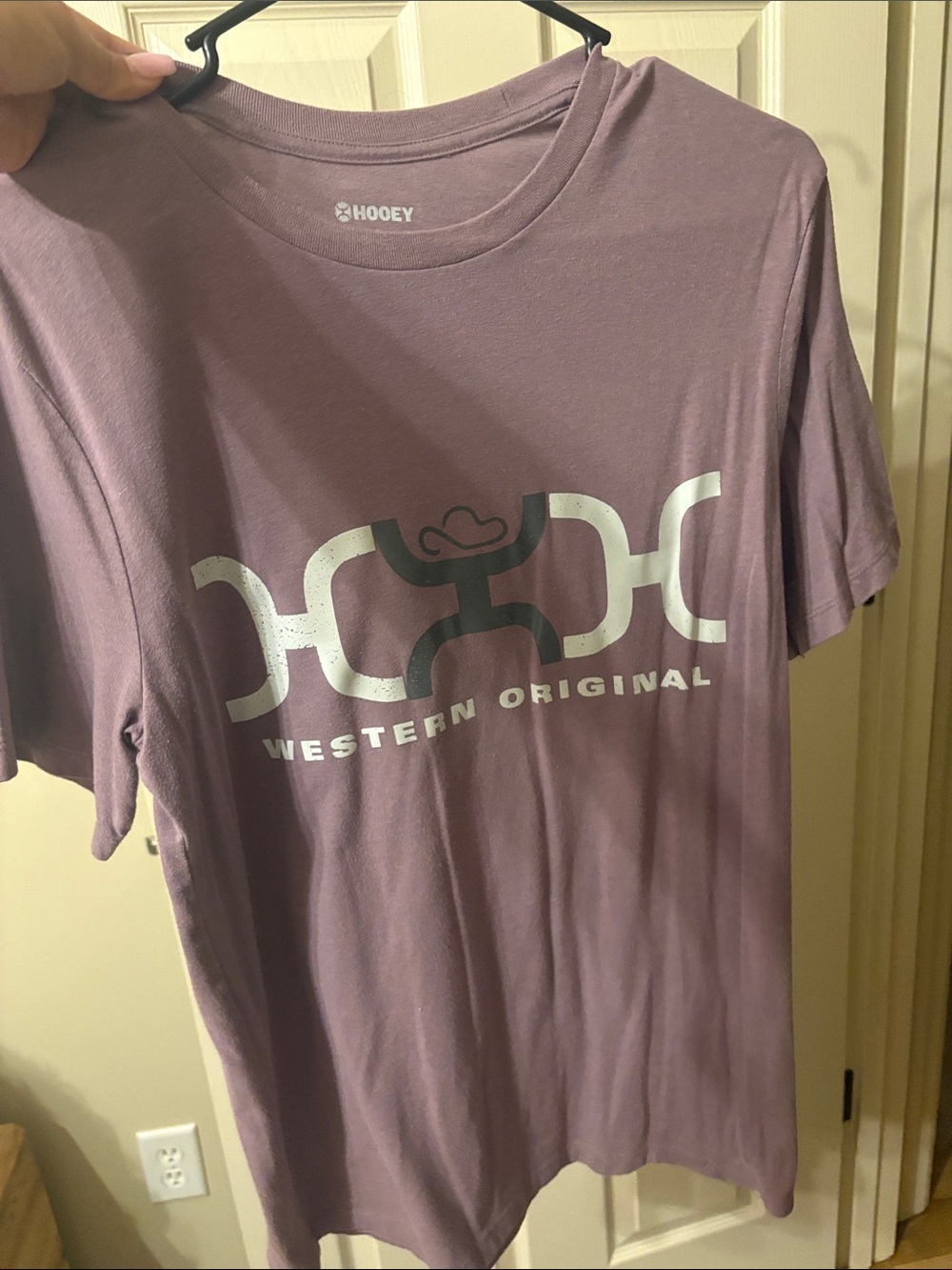 Hooey Men's Short Sleeve Tee in Dusty Mauve with White Logo